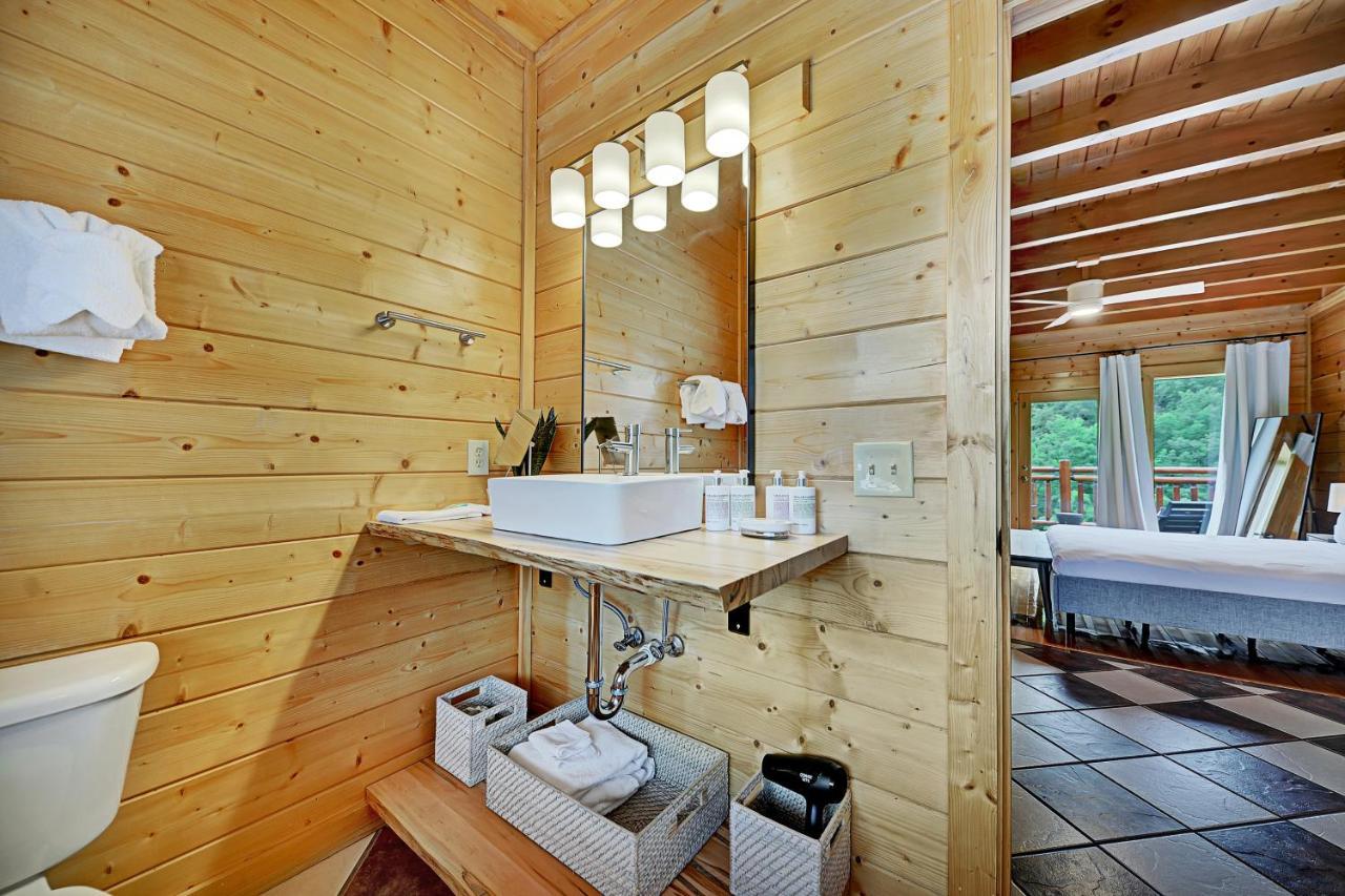 Gorgeous Large Mountain View Cabin W Hot Tub, Free Wifi, Games Villa Sevierville Esterno foto