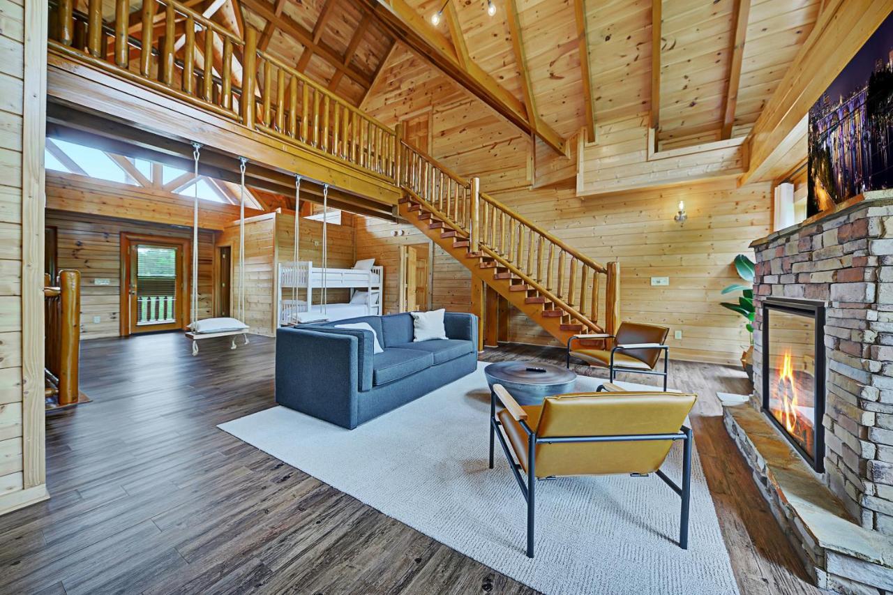 Gorgeous Large Mountain View Cabin W Hot Tub, Free Wifi, Games Villa Sevierville Esterno foto