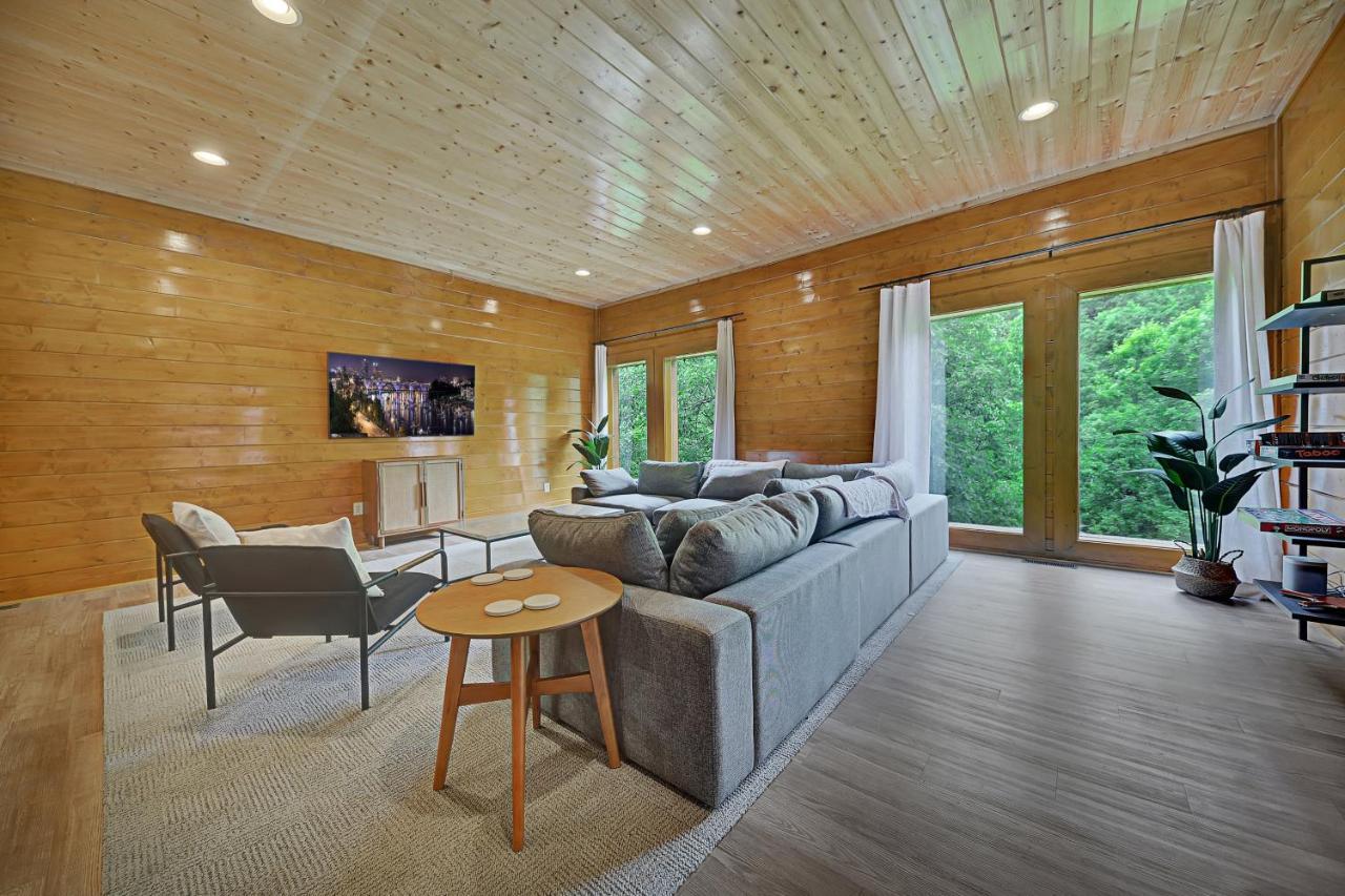 Gorgeous Large Mountain View Cabin W Hot Tub, Free Wifi, Games Villa Sevierville Esterno foto
