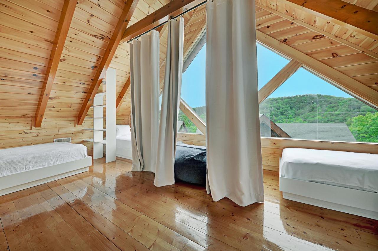 Gorgeous Large Mountain View Cabin W Hot Tub, Free Wifi, Games Villa Sevierville Esterno foto