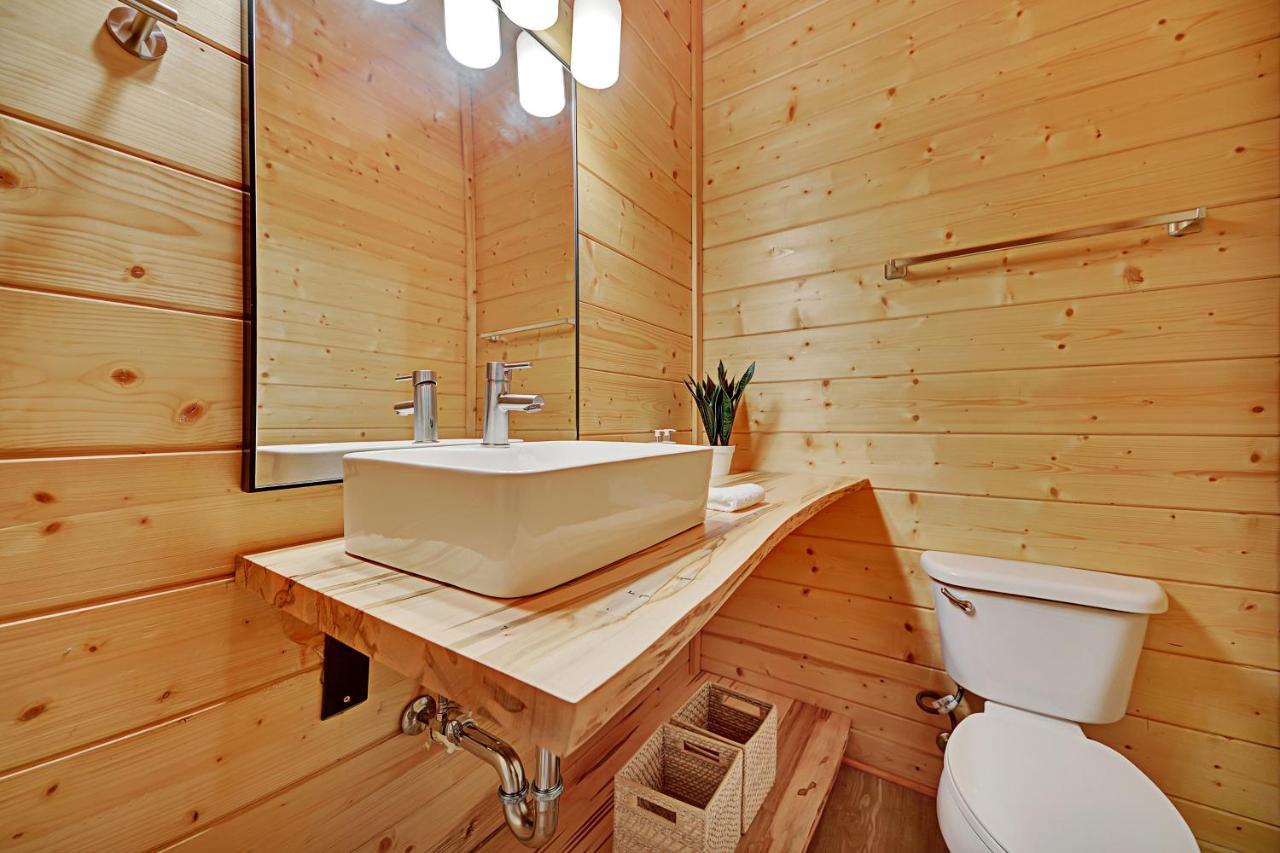 Gorgeous Large Mountain View Cabin W Hot Tub, Free Wifi, Games Villa Sevierville Esterno foto