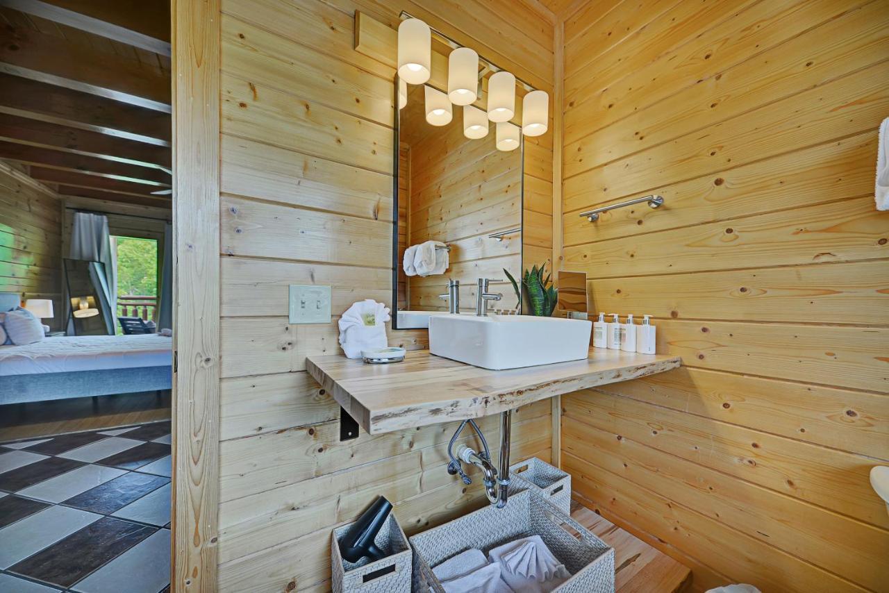 Gorgeous Large Mountain View Cabin W Hot Tub, Free Wifi, Games Villa Sevierville Esterno foto