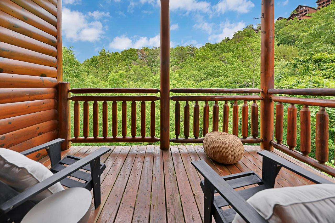 Gorgeous Large Mountain View Cabin W Hot Tub, Free Wifi, Games Villa Sevierville Esterno foto