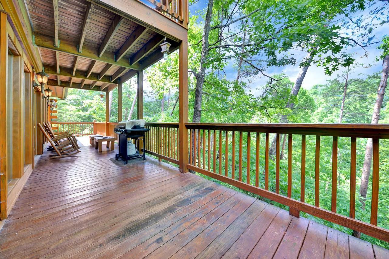 Gorgeous Large Mountain View Cabin W Hot Tub, Free Wifi, Games Villa Sevierville Esterno foto